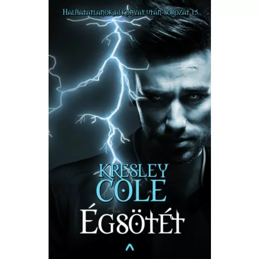Égsötét - Halhatatlanok alkonyat után 15. (Kresley Cole)