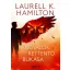 Angyalok rettentő bukása - Laurell K. Hamilton